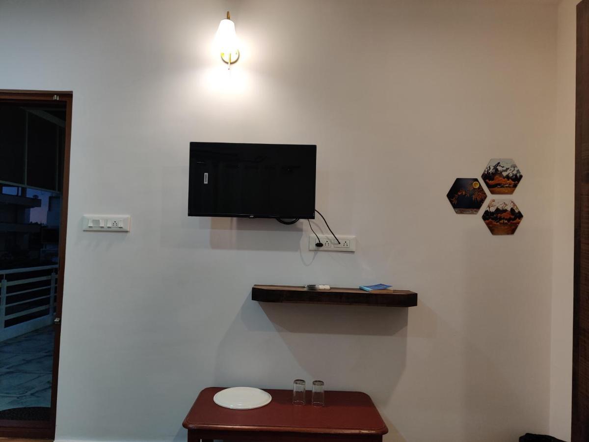 Skyhouse Homestay Mysore Buitenkant foto